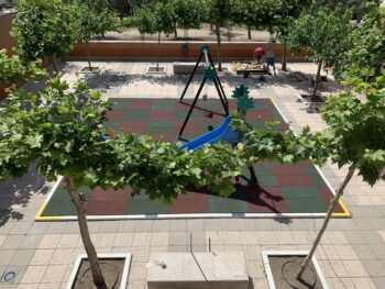 suelo de goma parque infantil